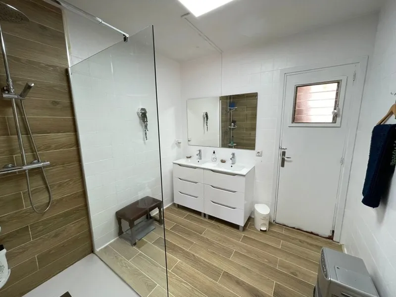 Five-Bedroom Apartment with Sea Views in Tranquil and Convenient Location in Sant Elm — photo 6