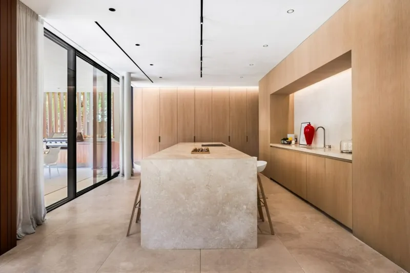Contemporary Villa with Open Views and Seamless Indoor-Outdoor Living in Son Vida — photo 10