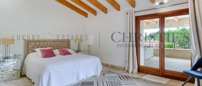 Modern country house in Alaró with large plot and pool — photo 8