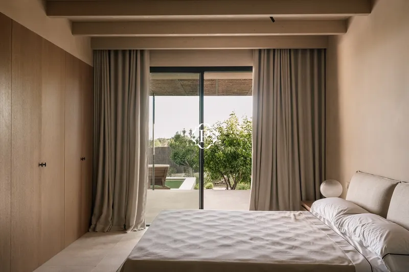 Townhouse for sale in Establiments new build with garden and pool — photo 9