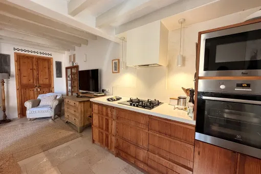 Genova, charming townhouse for rent in Génova – Mediterranean lifestyle with pool and cosy terrace — photo 7