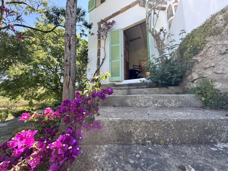 Charming 3-Bedroom Finca in the Picturesque Village of S'Arraco - S'Arraco - 3 Bedrooms, 180 m² — photo 5