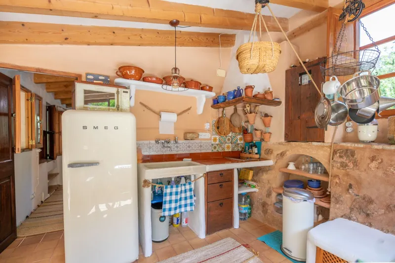 Peaceful Cottage with Village Views — photo 10