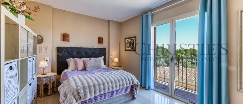 Penthouse Santa Ponsa in Belavent complex directly on the golf course — photo 12