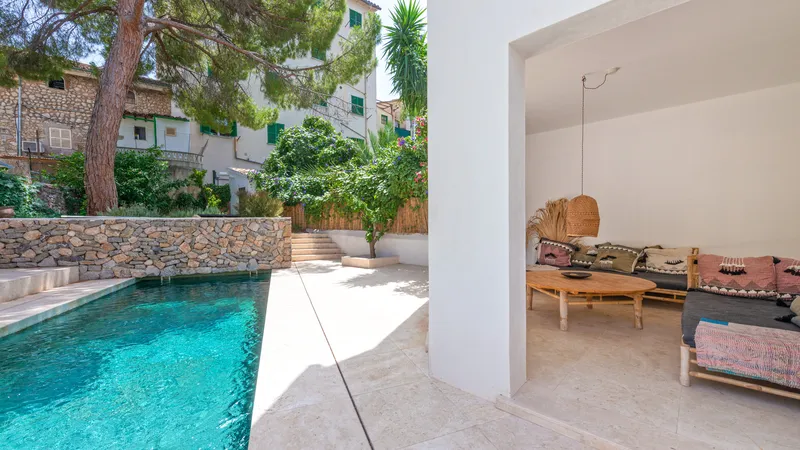 Impressive townhouse with large terrace, private pool and stunning mountain views in Sóller — photo 6