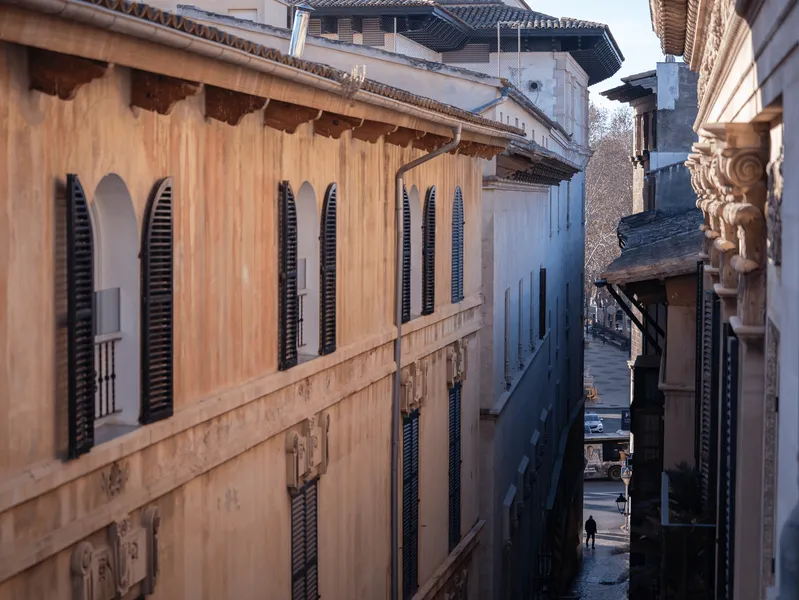 Renovated apartment in historic center of Palma — photo 11