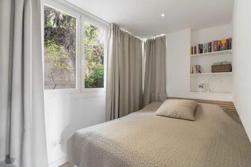 Cala Mayor, living with sea views – light-filled apartment with a large terrace in Cala Mayor — photo 11