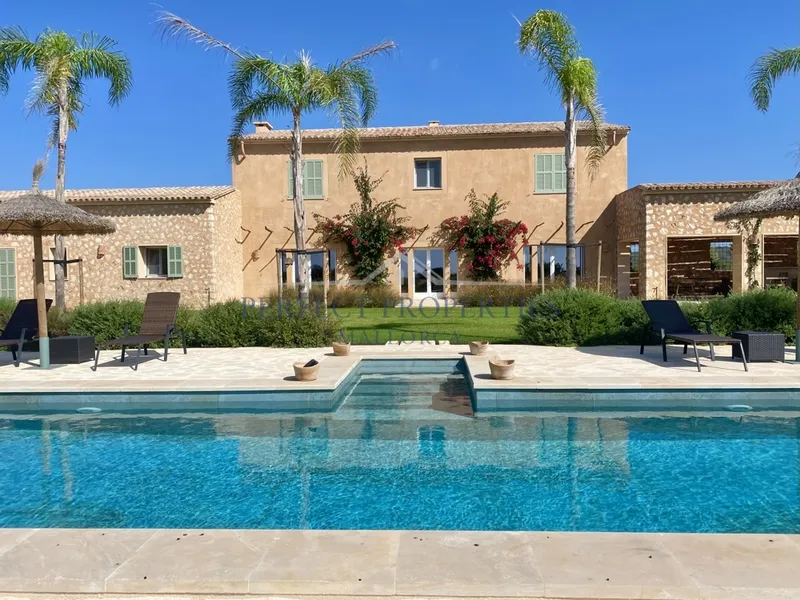 Brand new sea view luxury country home, only 3 km distance to Es Trenc Beach. — photo 1