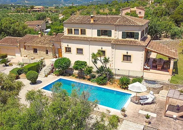 Estate for sale in Diseminado Poligono 11 — photo 3