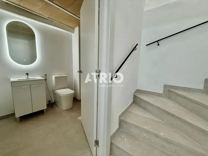 Corner commercial premises in Porta Sant Antoni — photo 6