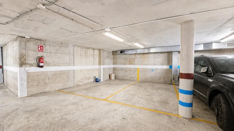 Parking space in Foners: comfortable, safe and well located — photo 3