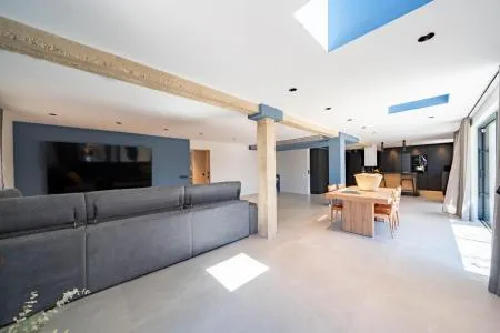 Luxury villa - Bunyola (Palmanyola), built surface 300 m², plot surface 870 m², 4 bedrooms, 3 bathrooms. — photo 7
