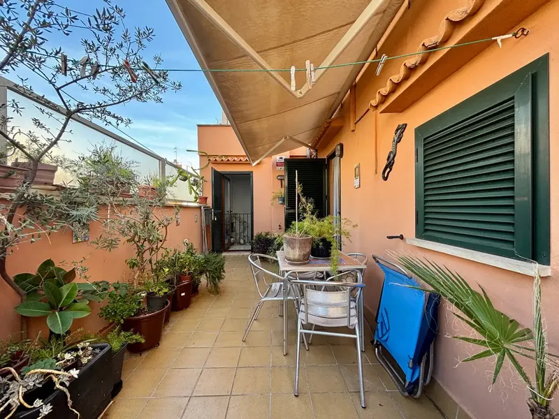 Unique opportunity! Cozy apartment with balcony and studio with terrace — photo 2