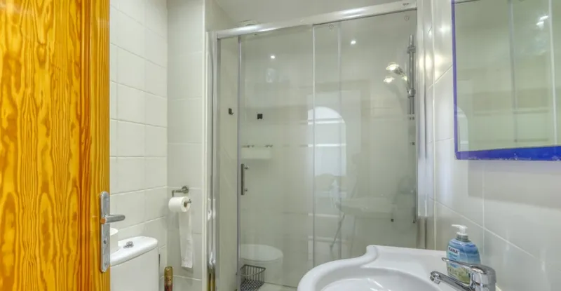 Portals Nous - 2 Bedroom Apartment With Sea Views — photo 11