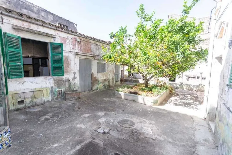 Large manor house with big garden in the center of Felanitx — photo 7