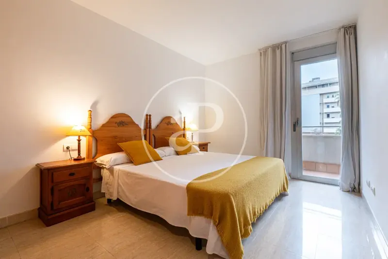 Apartment for rent with communal pool and garage in Palma — photo 12