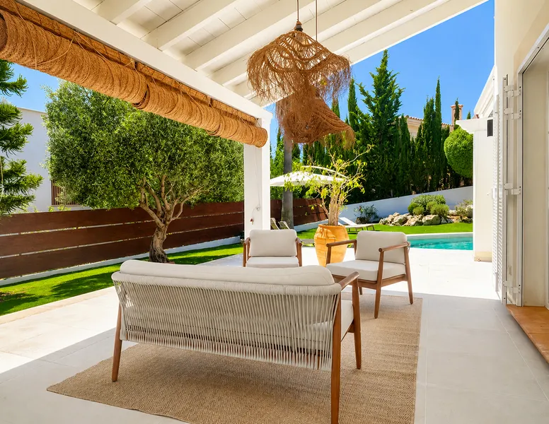 Spacious family villa with garden and pool in Nova Santa Ponsa — photo 7
