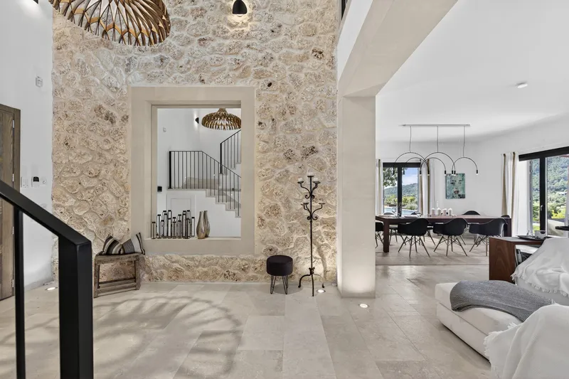 Luxury finca with pool and sea views near Portocolom — photo 7