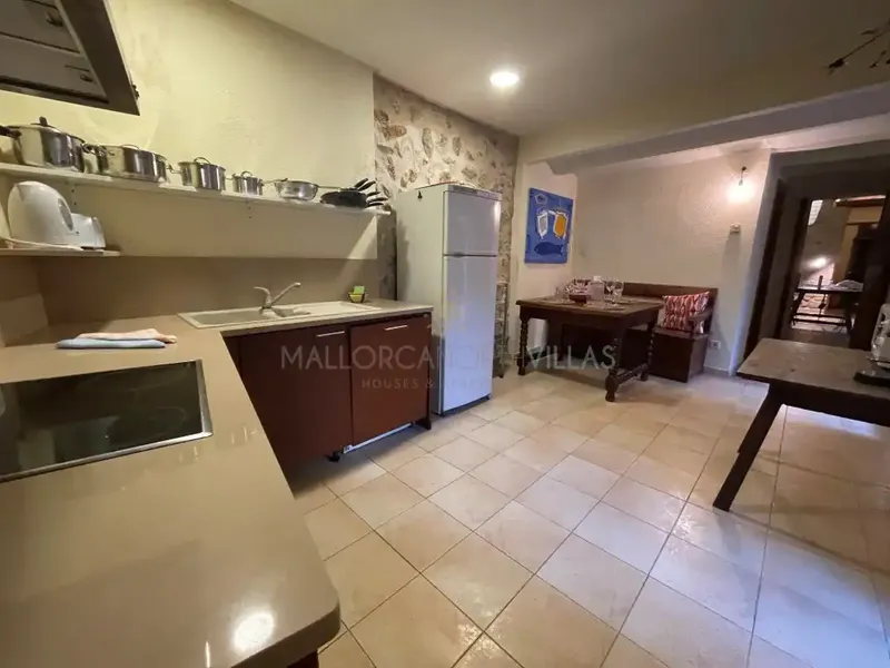 Village house with patio and terrace in the heart of Pollença — photo 9