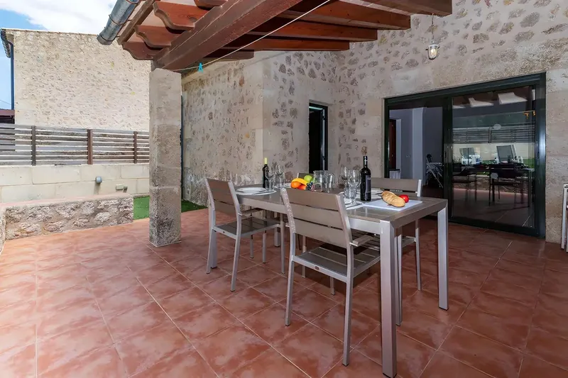 Well-kept terraced house with private pool in a quiet residential area of Cala Sant Vicenç — photo 11