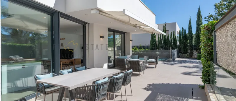 Modern villa in Son Vida with pool — photo 9
