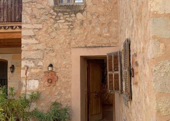Village house in Calle Cas Misser, 2, Selva — photo 1