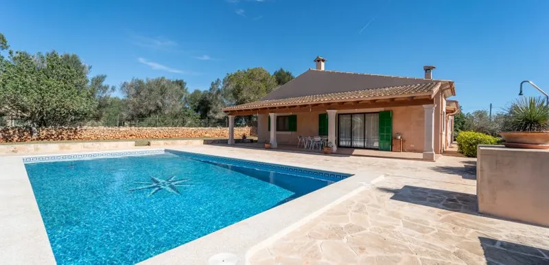 Country house with pool for rent in Ses Salines — photo 6
