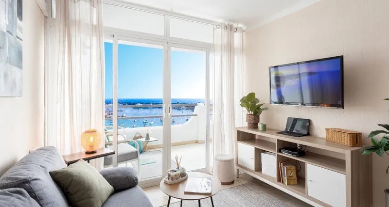Modern sea view apartment in Santa Posa at Port Adriano for sale — photo 4
