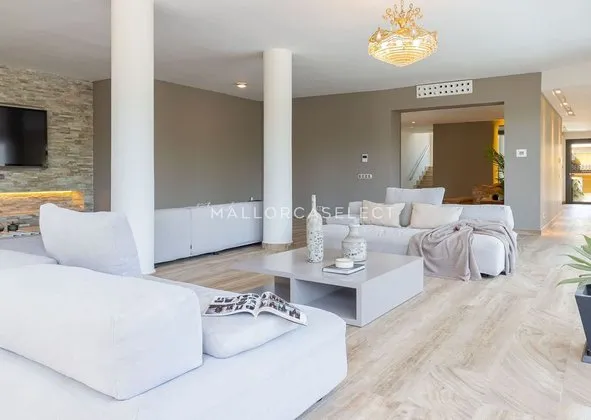 House in Calle Crestatx, Son Vida, Palma de Mallorca — photo 1