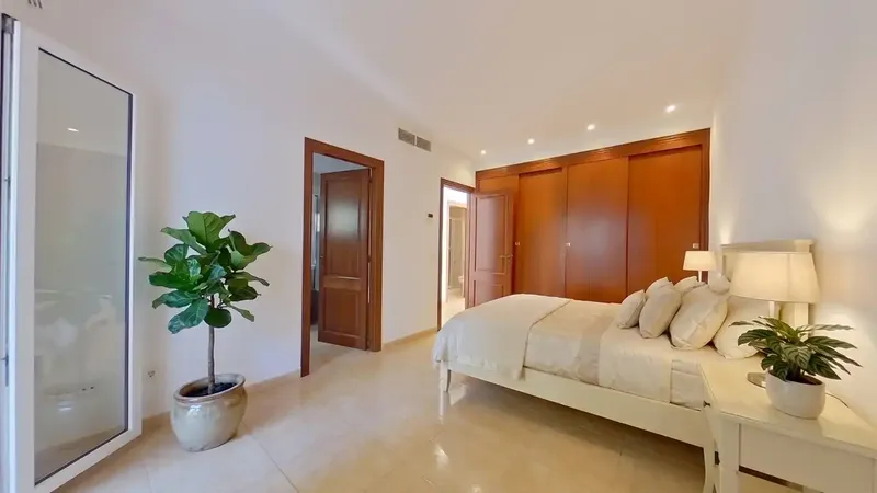 Top-floor flat with spectacular sea views and a large private terrace – Long-term rental in Club Port Verd — photo 10