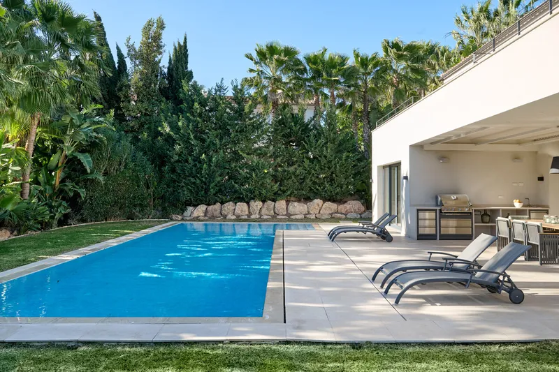 Modern dream villa in a prime location in Santa Ponsa - Marcel Remus Real Estate — photo 3