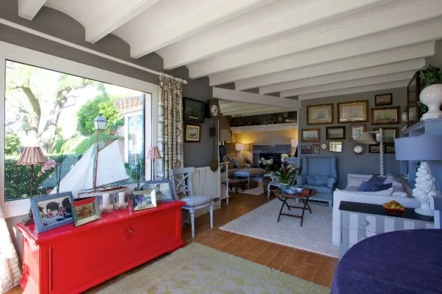 Frontline villa for sale in Mallorca's North with direct access to the beach in Cala Sant Vicenç, Mallorca — photo 11