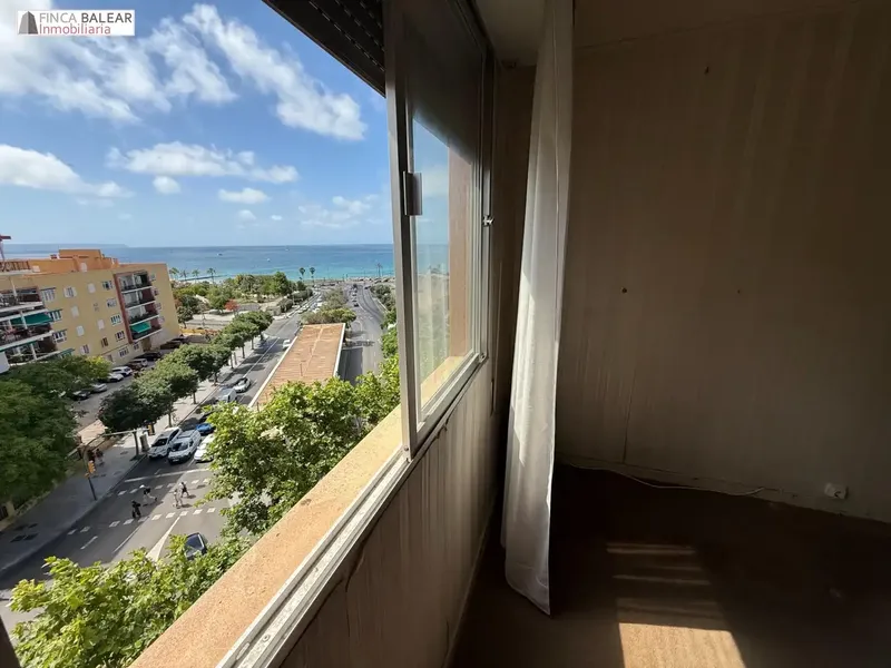 We present a magnificent sixth floor located in the coveted area of Nou Llevant, Palma de Mallorca. This property has a surface area — photo 10