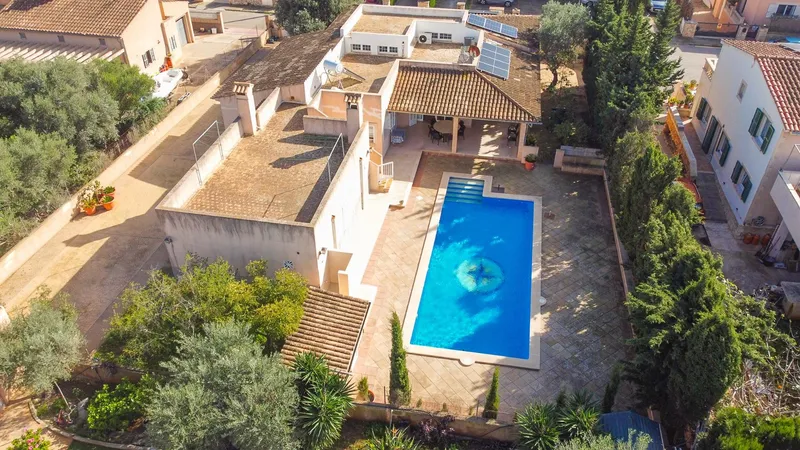 Chalet in Portocolom with pool, solarium in a very quiet and residential area — photo 3