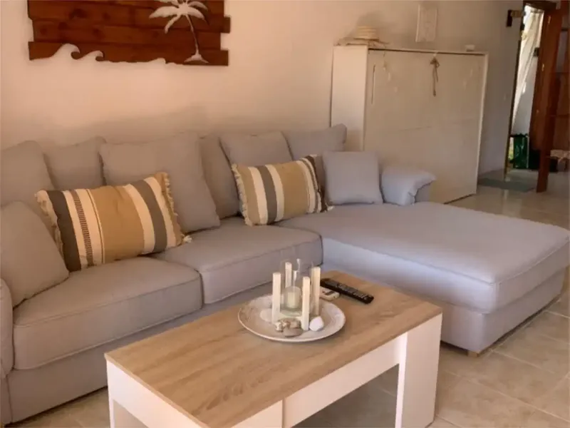 Este apartamento para alquiler se encuentra en una ubicación verdaderamente excepcional, ideal para aquellos que buscan un espacio de relaja — photo 7