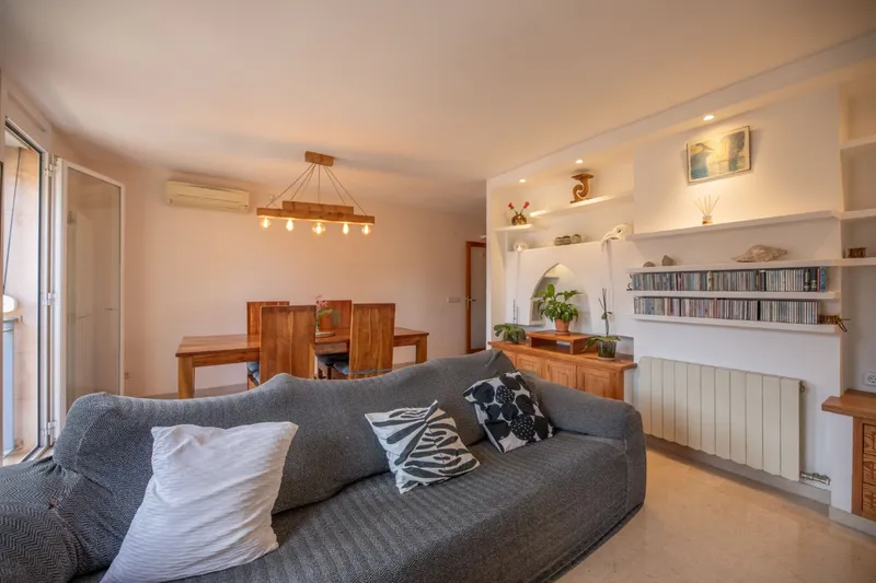 Apartment with garage, pool and tennis court — photo 9