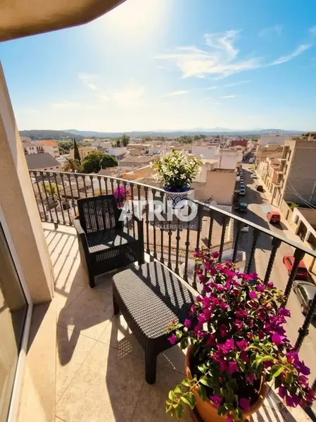 Spacious 144 m² apartment with elevator, terrace and panoramic views of the town — Felanitx — photo 1