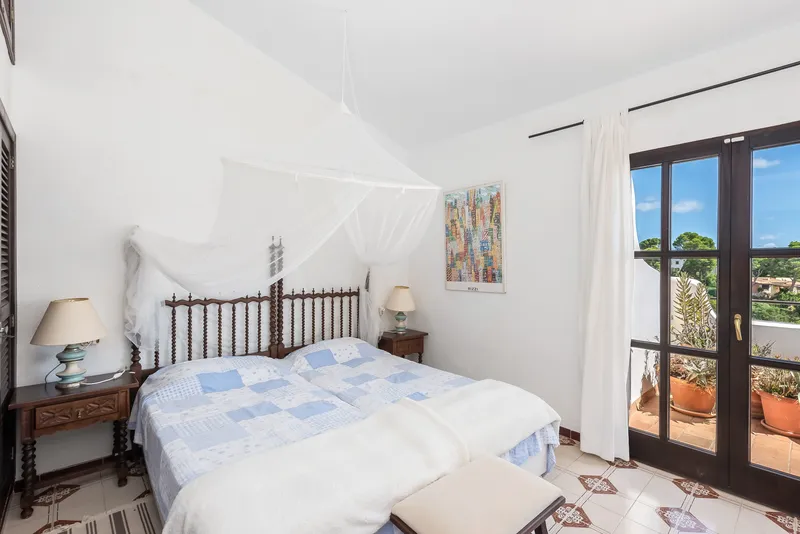 Unique penthouse with fantastic views over Cala Anguila with holiday rental license — photo 12