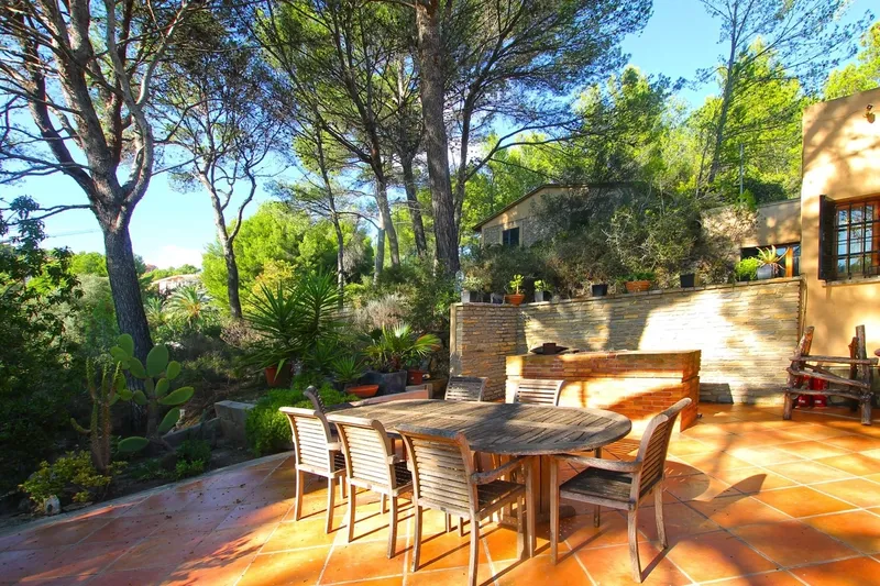 Mediterranean villa on large plot with pool and golf views in top location in Son Vida — photo 8