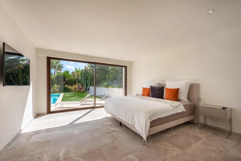 Spacious luxury villa in Nova Santa Ponsa — photo 4