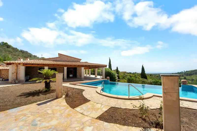 Natural stone finca with sea views in the hills of Son Macià — photo 1