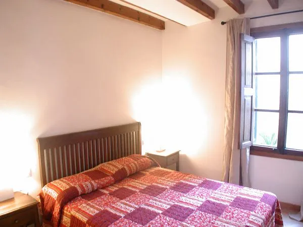 Charming apartment with patio in Deia — photo 3