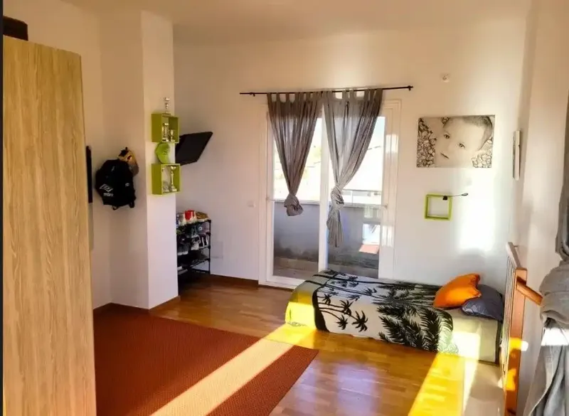 Beautiful triplex townhouse for sale in Vilafranca de Bonany, Ramón Llull street, with a total of about 170 m2 built, in a quiet area. — photo 10