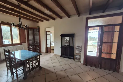 Llucmajor, typically Mallorcan finca with panoramic views and a large pool in Galdent, Llucmajor — photo 4