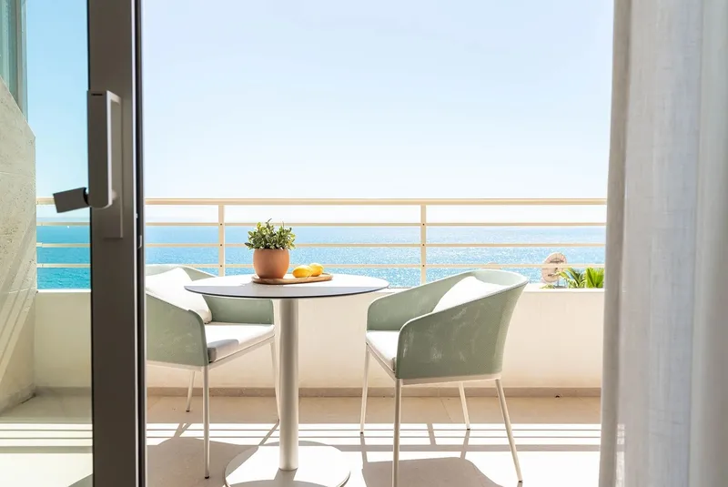 Large top renovated apartment by the sea in San Agustin — photo 10