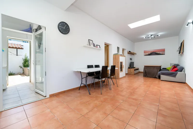 Ground floor with open-plan layout in Son Roqueta — photo 9