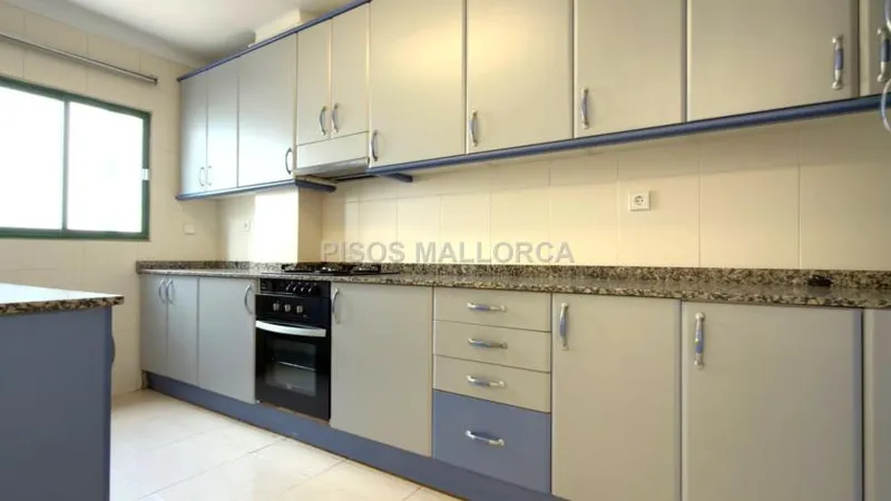 Spacious and bright apartment in Bons Aires — photo 7
