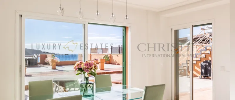 Exceptional apartments in Santa Ponsa in apartment complex with direct sea access — photo 5