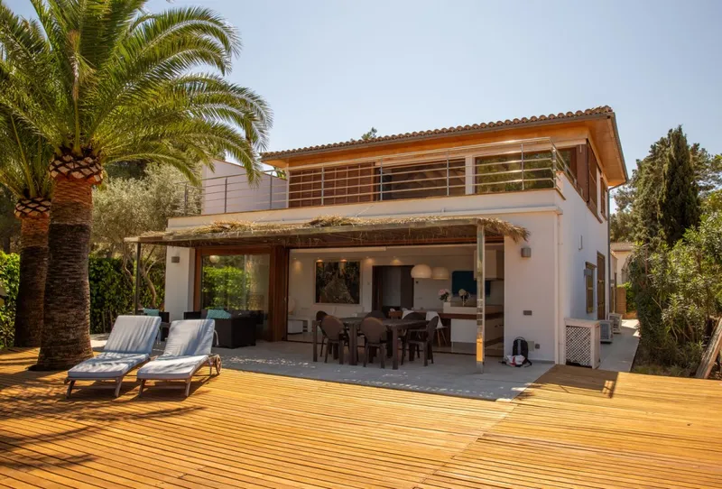 Spectacular Villa with Sea Views — photo 3
