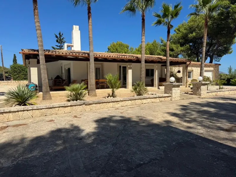 Discover this magnificent 383 m² home on a spectacular 2,804 m² plot — photo 7